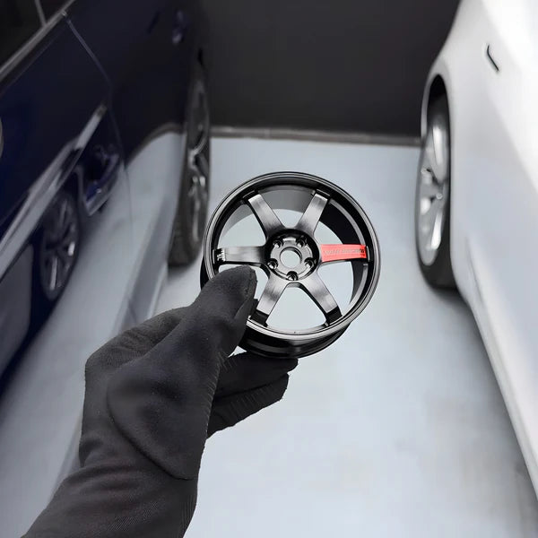 TE37 I Siyah Sürüm I Kırmızı